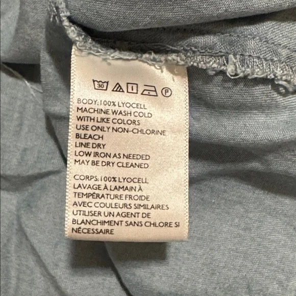 Urban Outfitters Lindsay Button-Up Chambray Mini Dress Blue Smocked Sleeveless-S - Picture 9 of 10